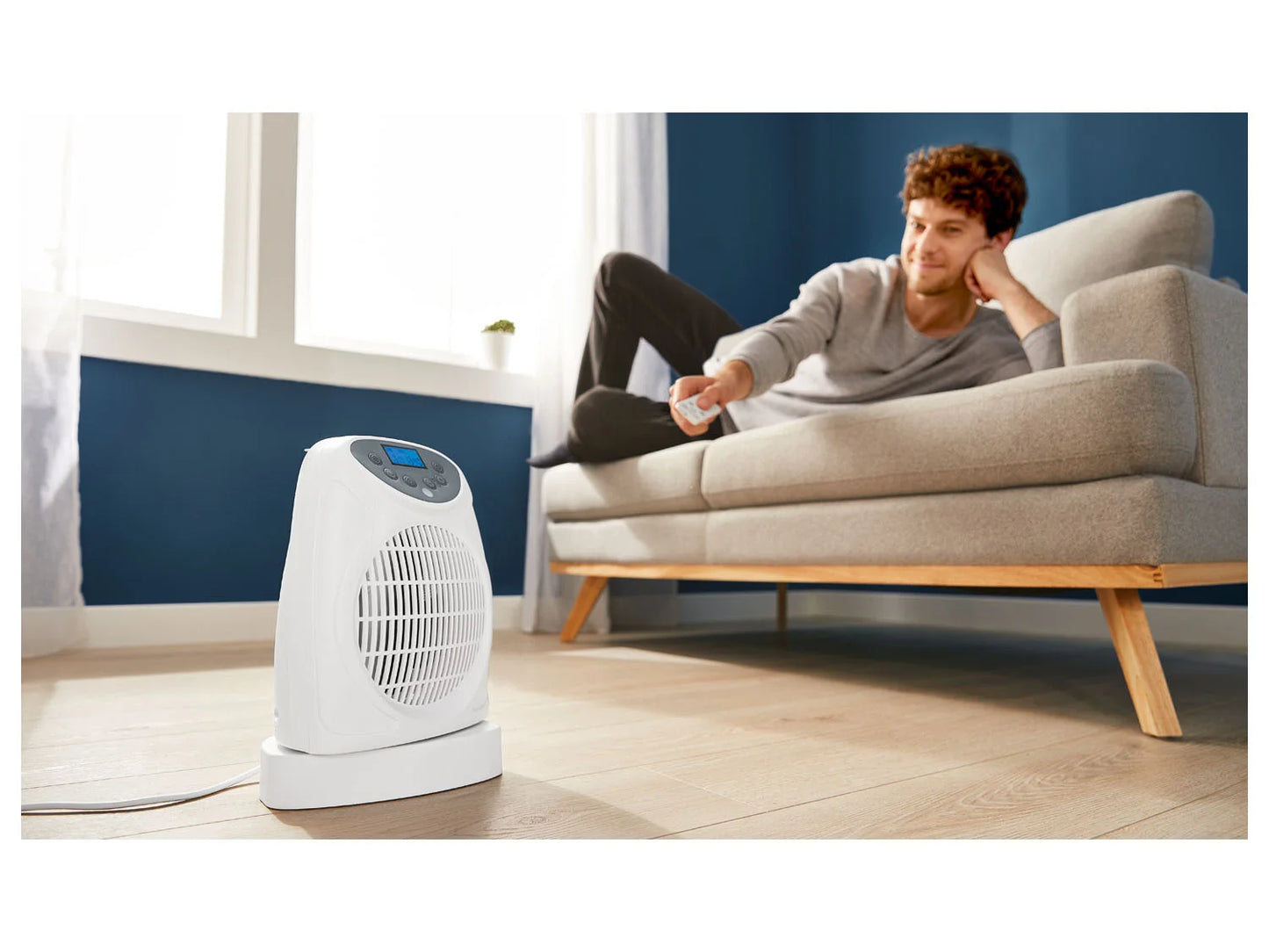 Lämmitin »SHLF 2000 D3« sisältää LCD-näytön ja kaukosäätimen